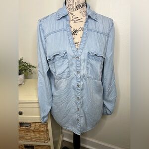 Soho New York & Co Jeans Chambray Button Down Top